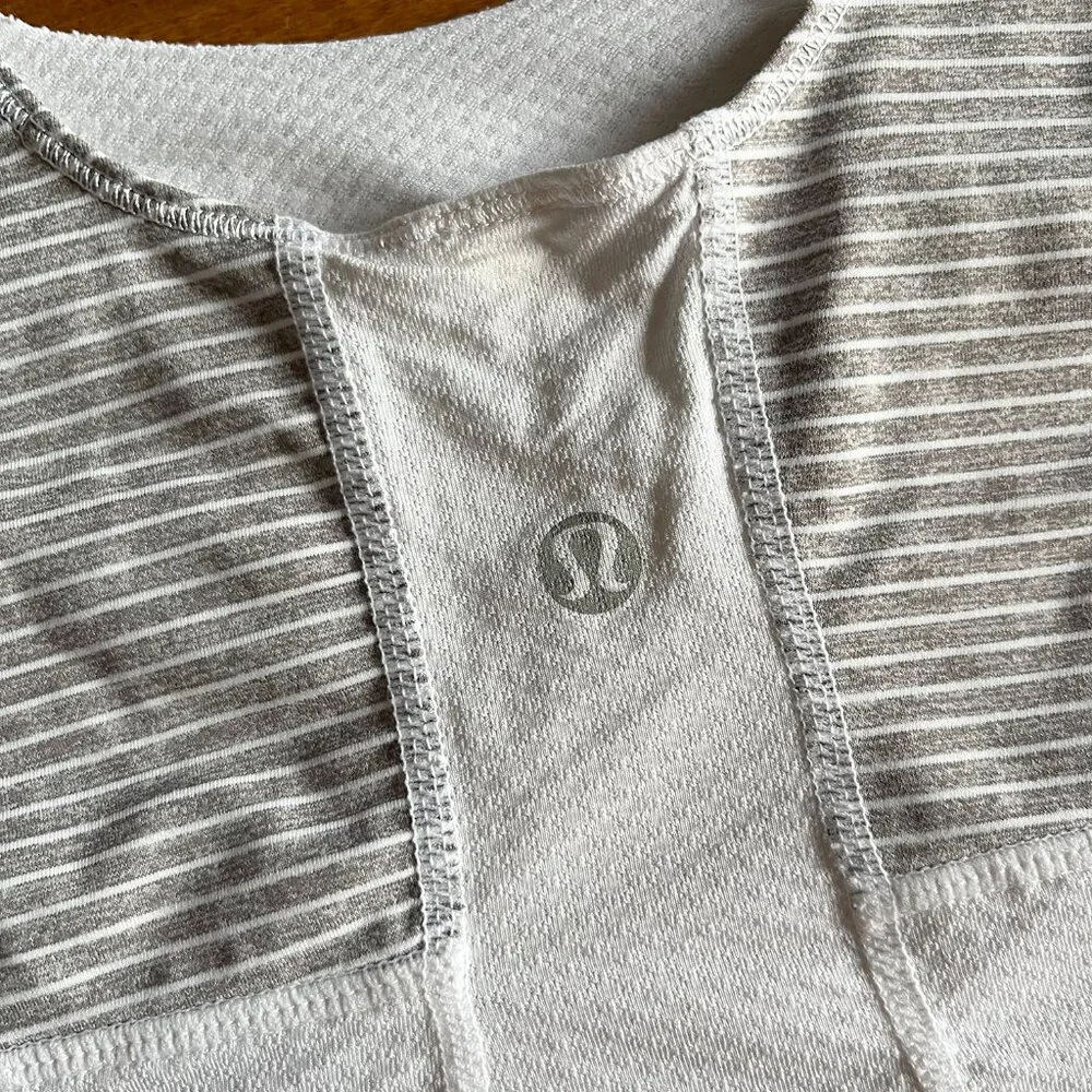 Lululemon lightweight cinch tank top 4